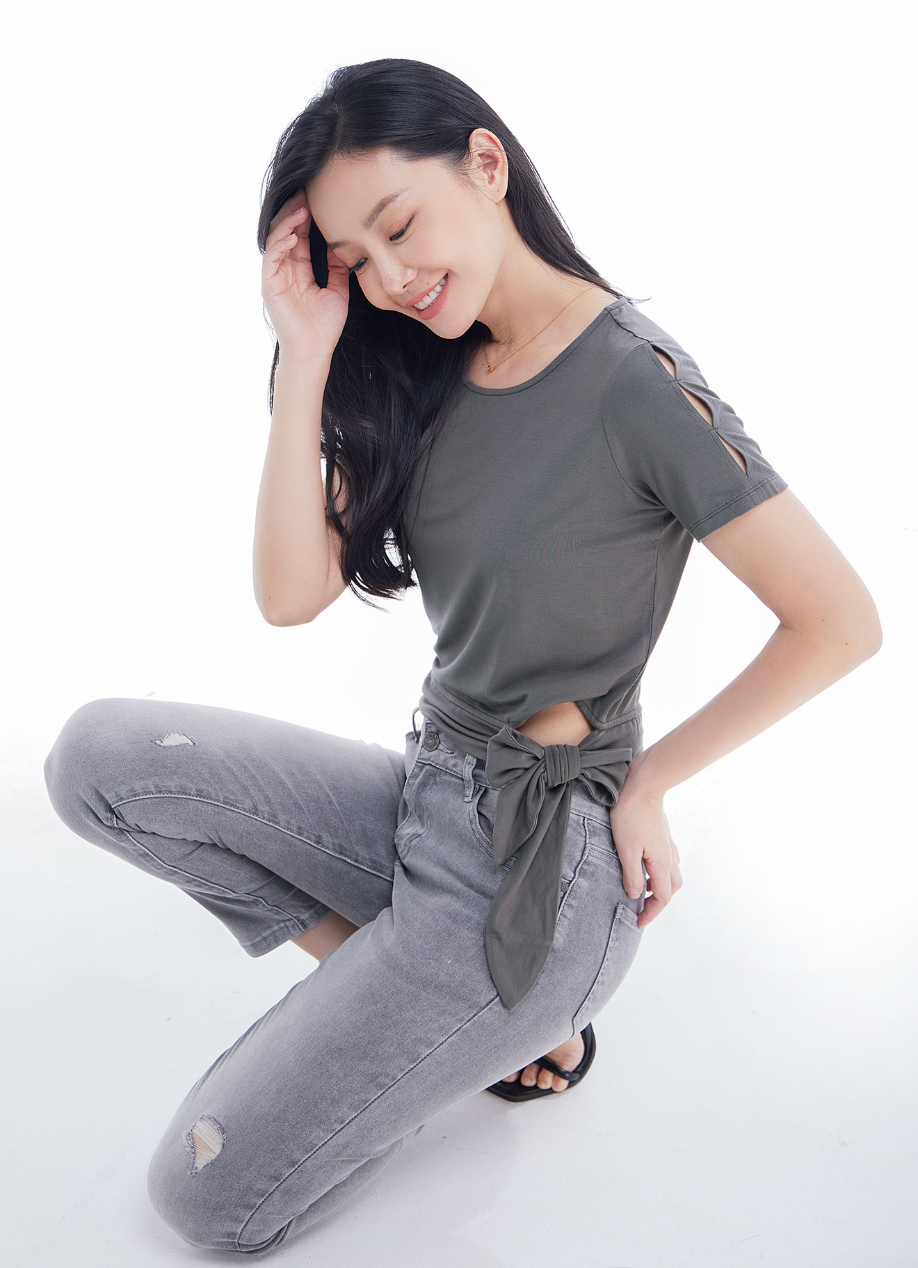 Castor-Gray by Sleeve Top