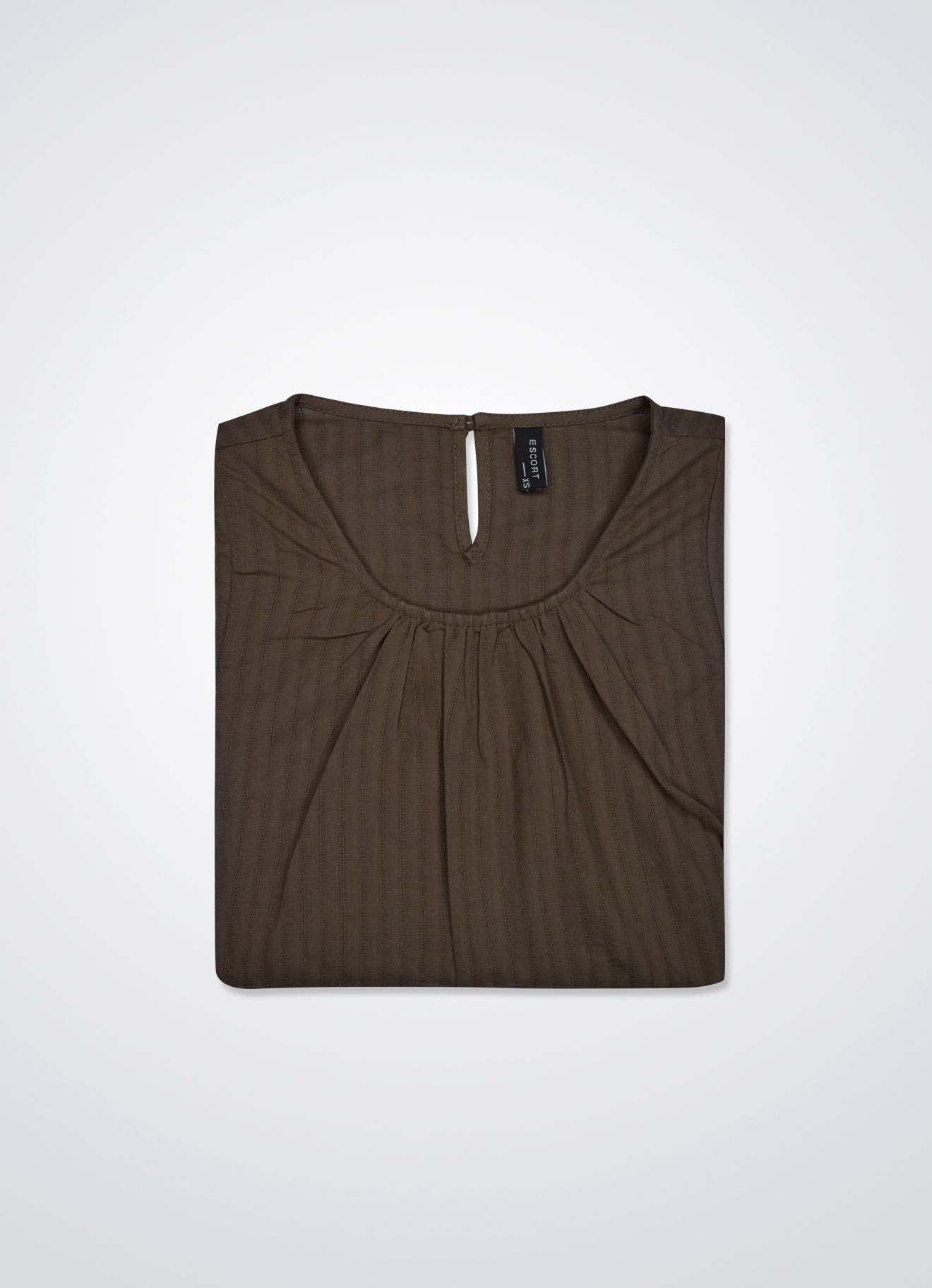 Cub by Sleeveless Blouse