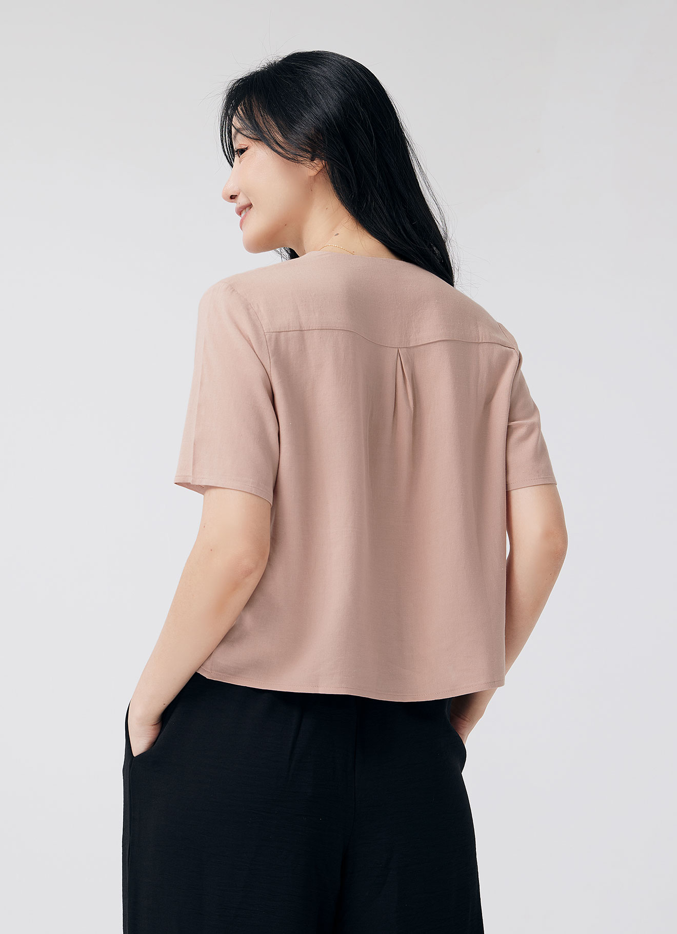 Maple-Sugar by V-Neck Blouse