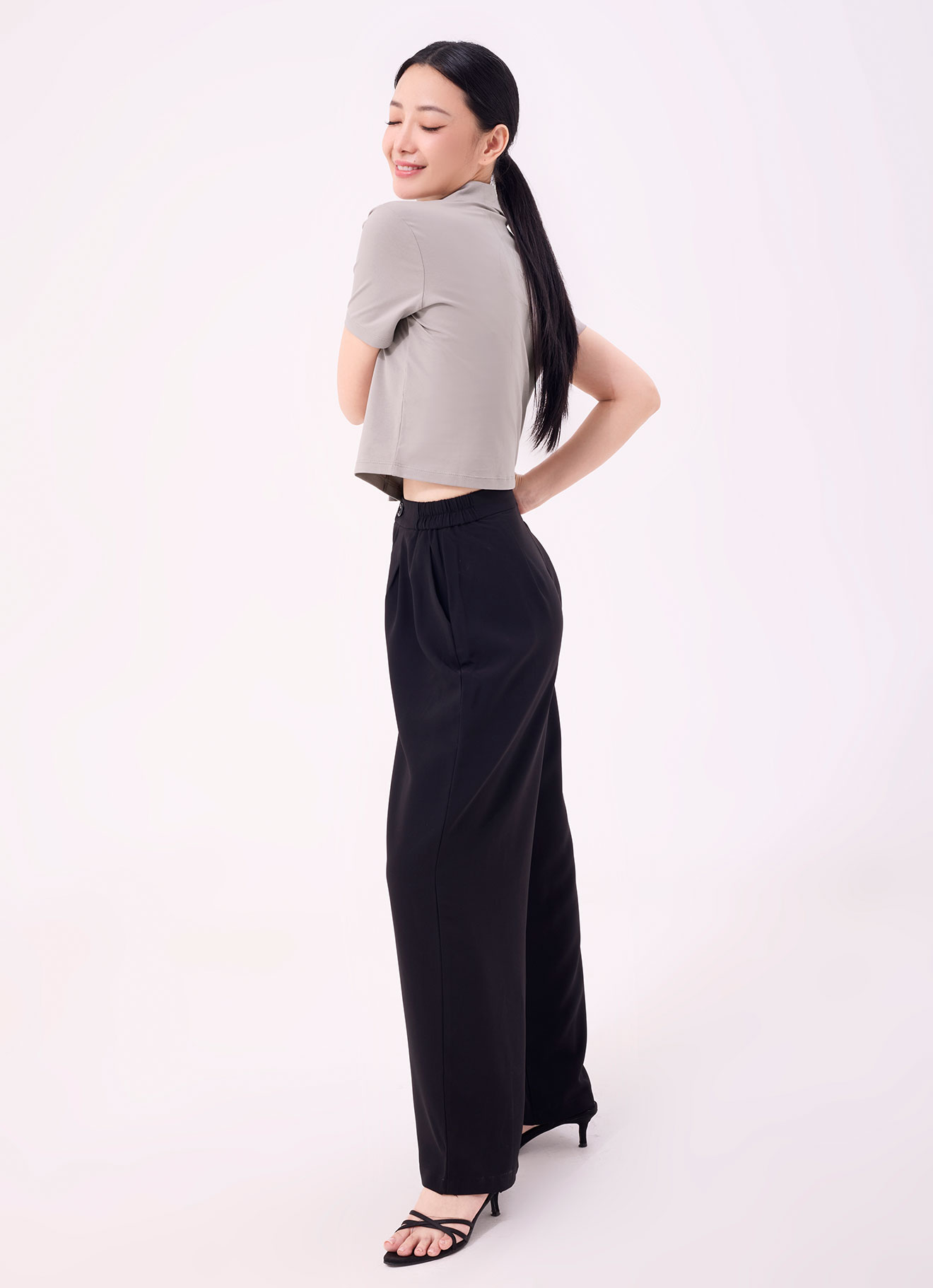 Moonless-Night  by Pleated Wide-Leg Pants