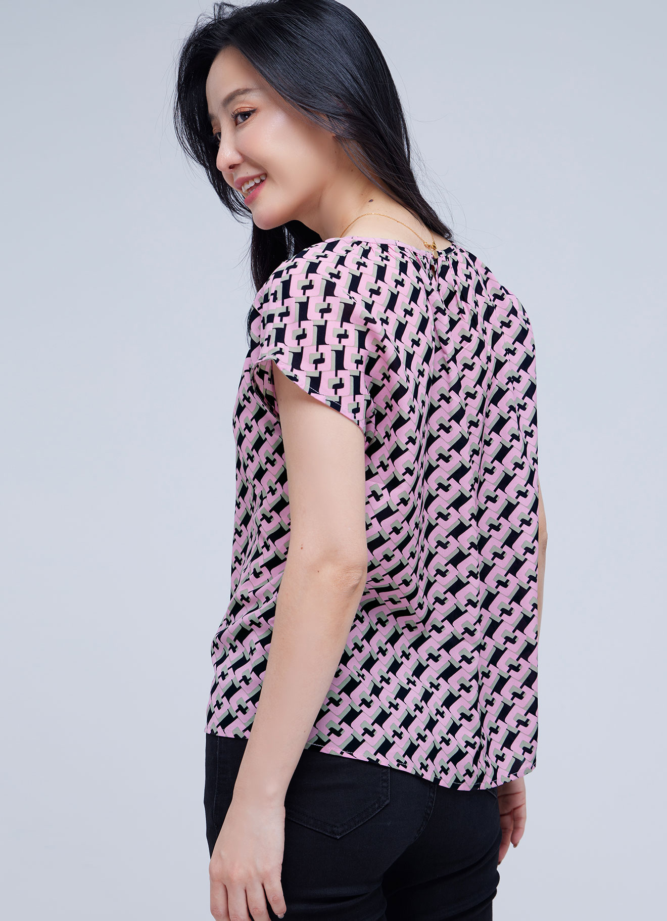Prism-Pink by Sleeve Blouse