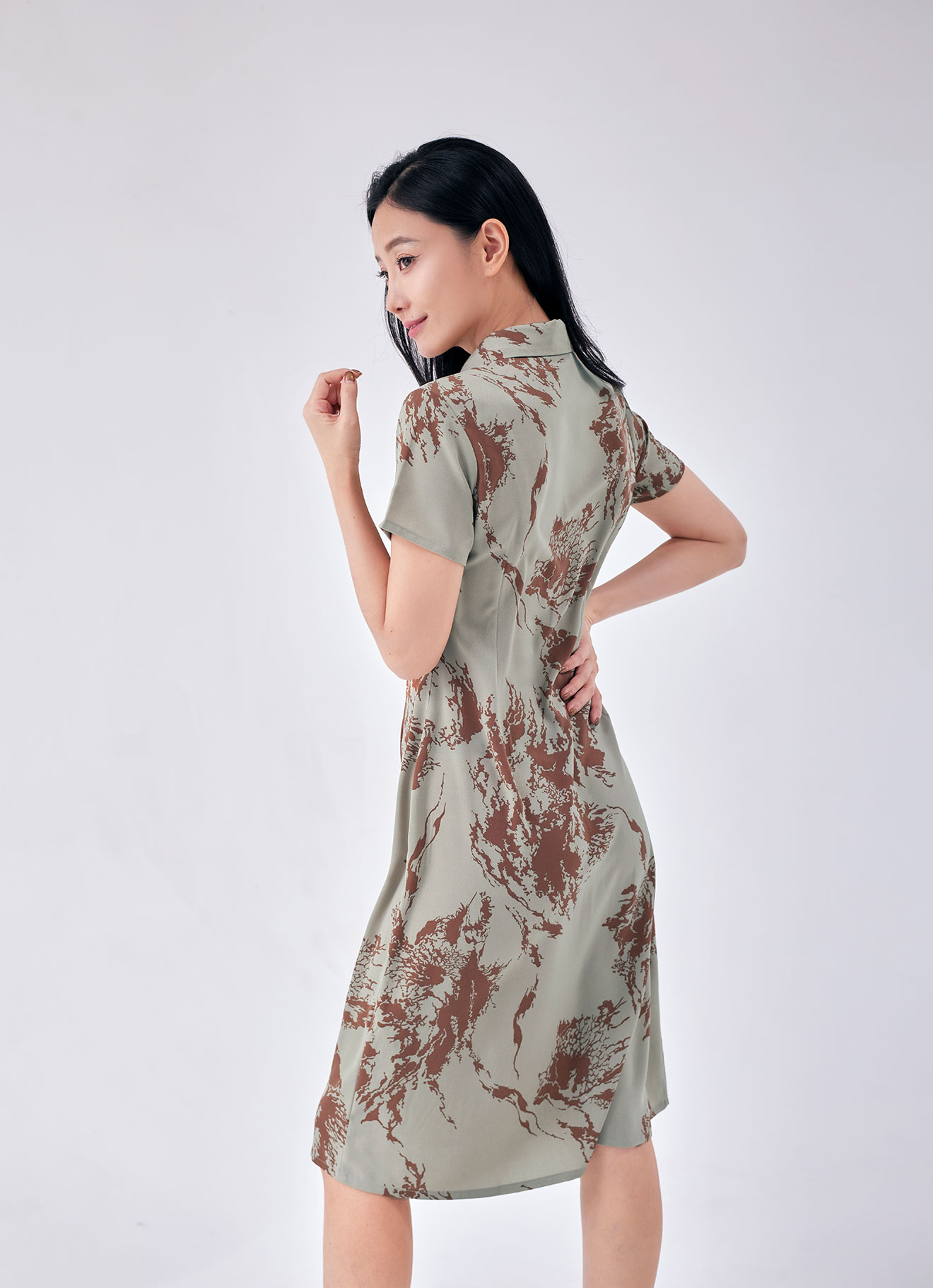 Agate-Gray by Shirt Collar Dress