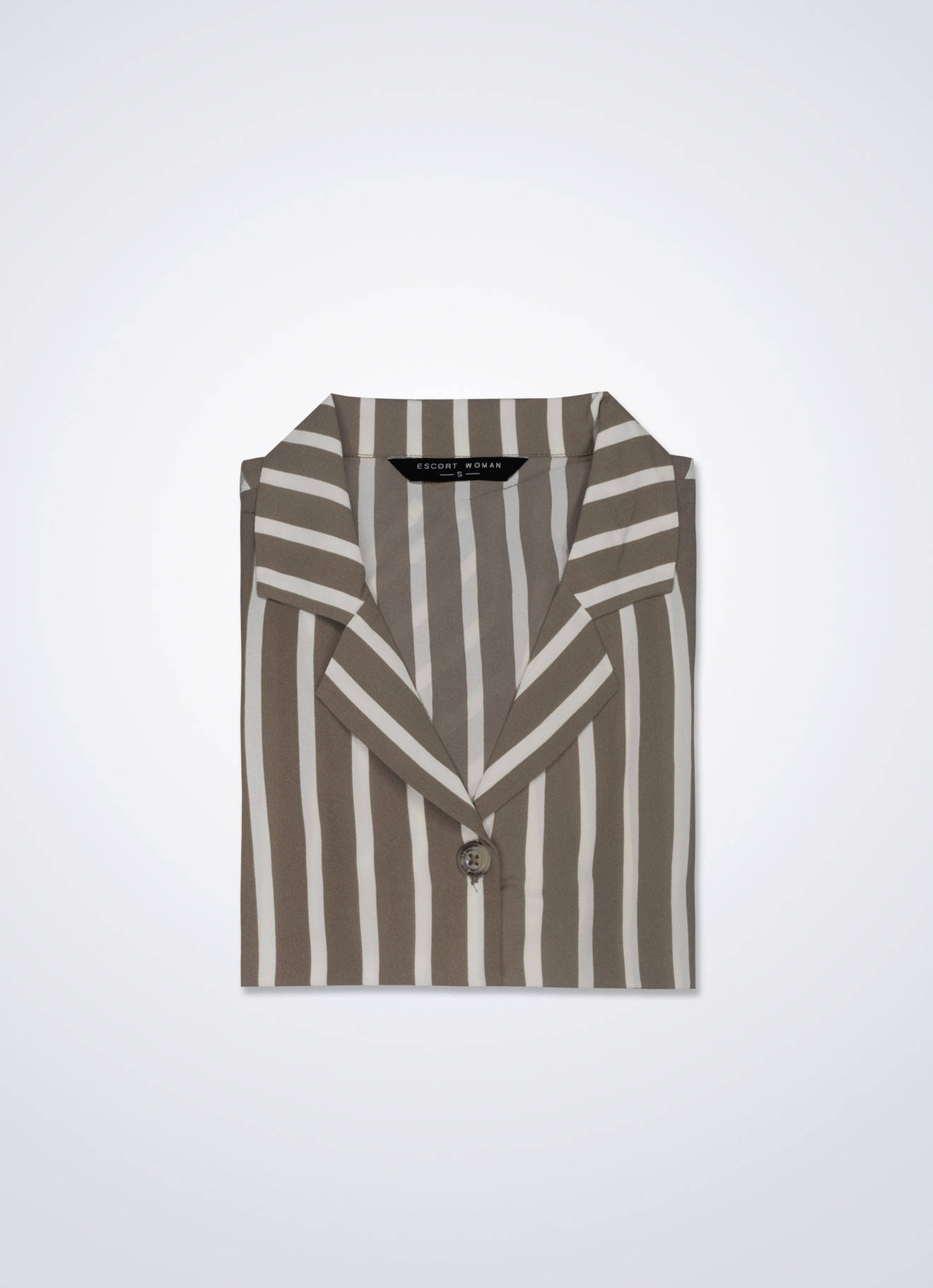 Amphora by STRIPED SHIRT