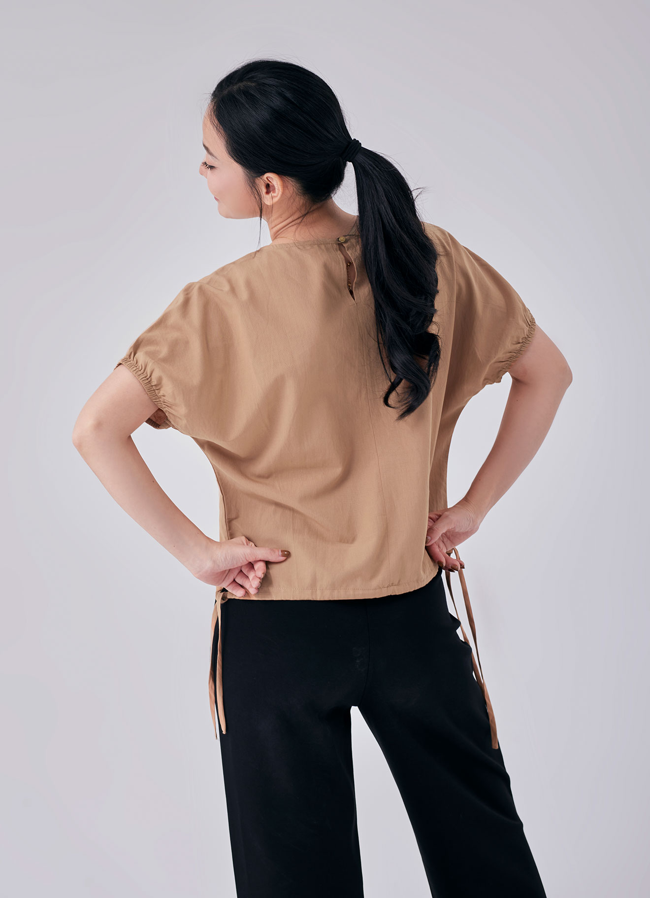 Apple-Cinnamon  by Sleeve Top