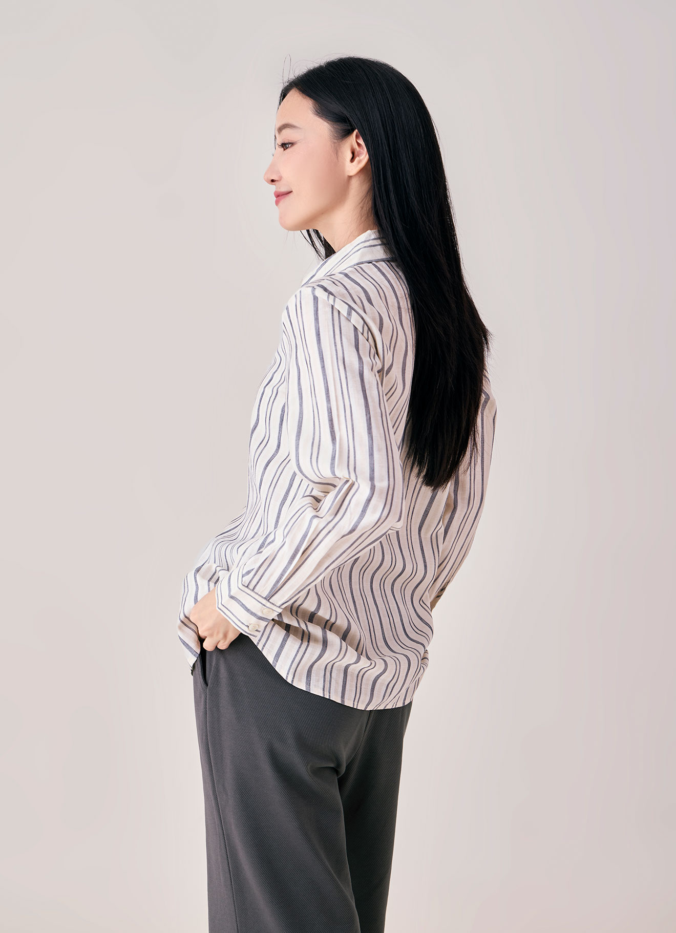 Beluga by STRIPED SHIRT