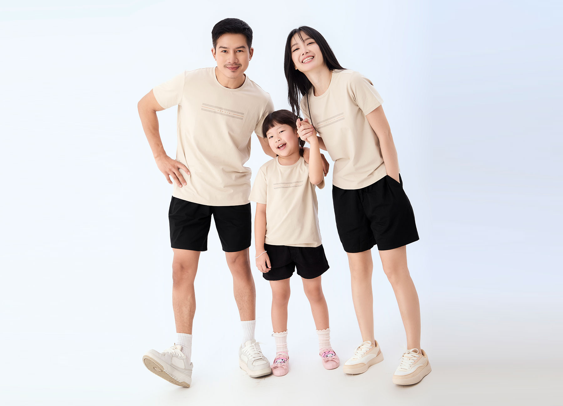 Biscotti  by Family T-shirt
