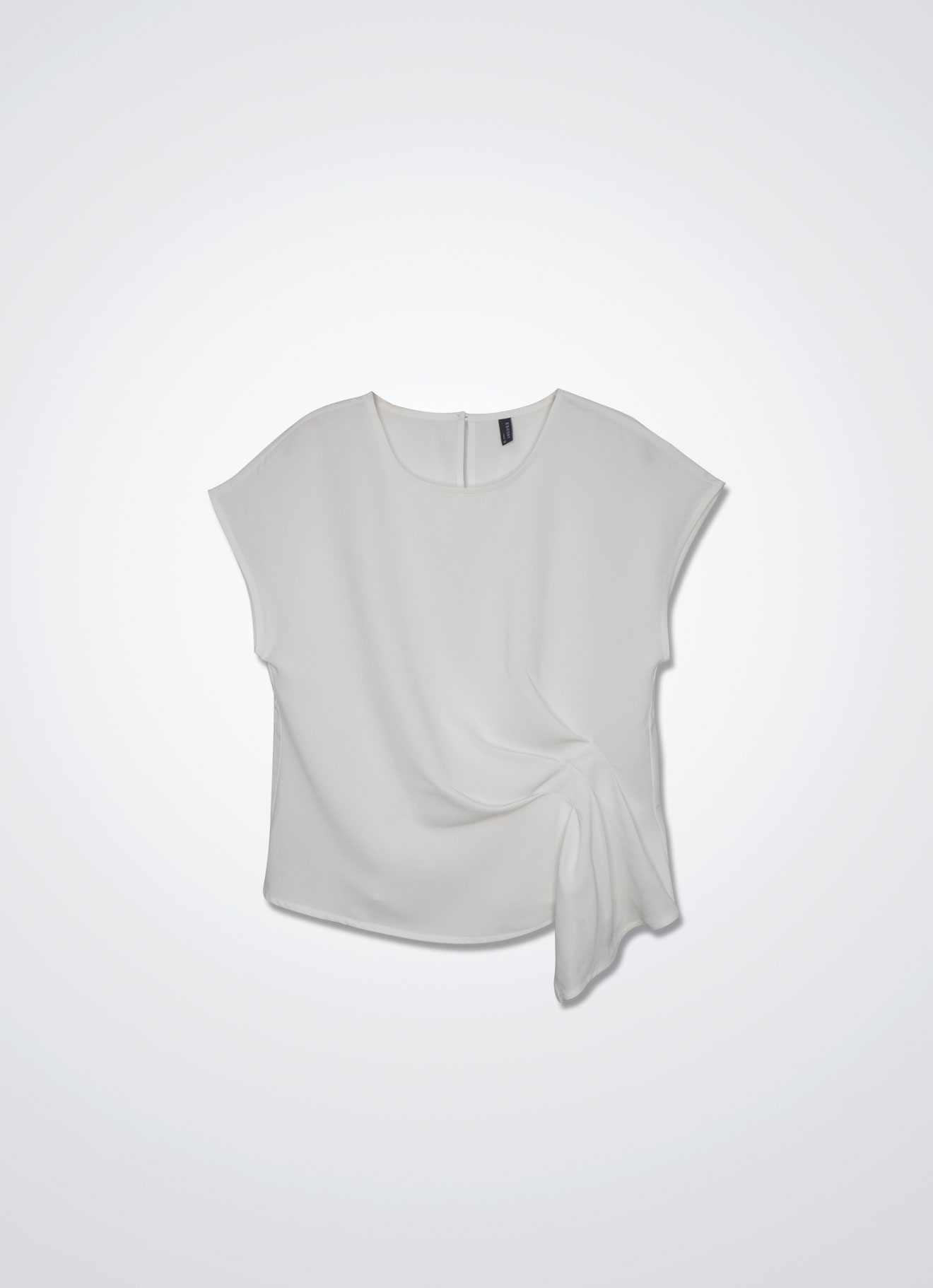 Blanc-de-Blanc by Sleeve Blouse