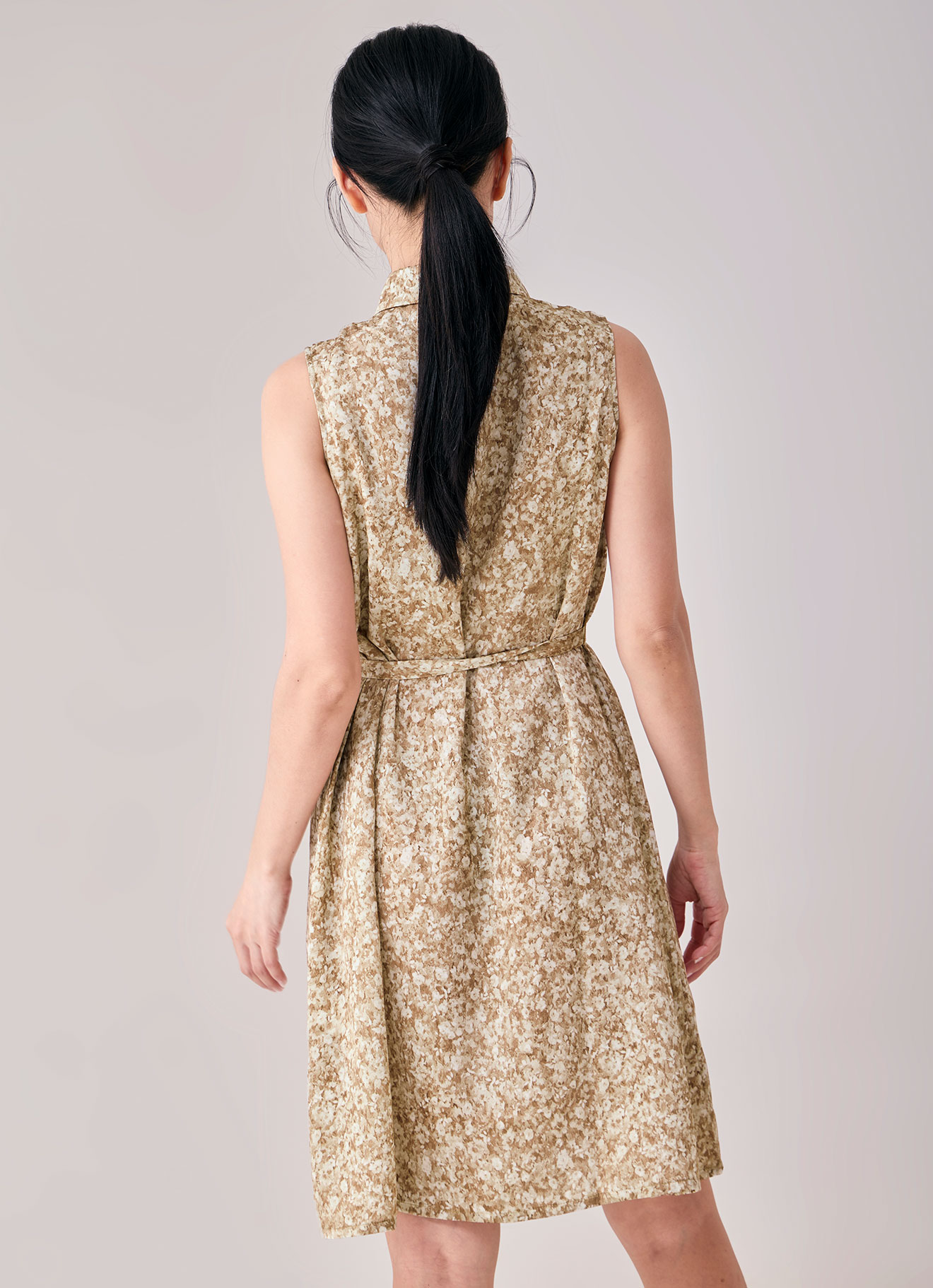 Bronze-Mist by Sleeveless Dress with Belt