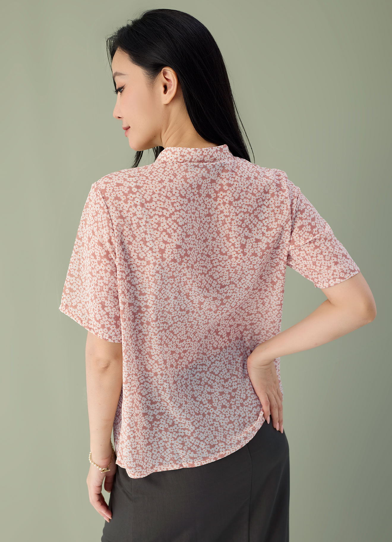 Café-Crème by Sleeve Blouse