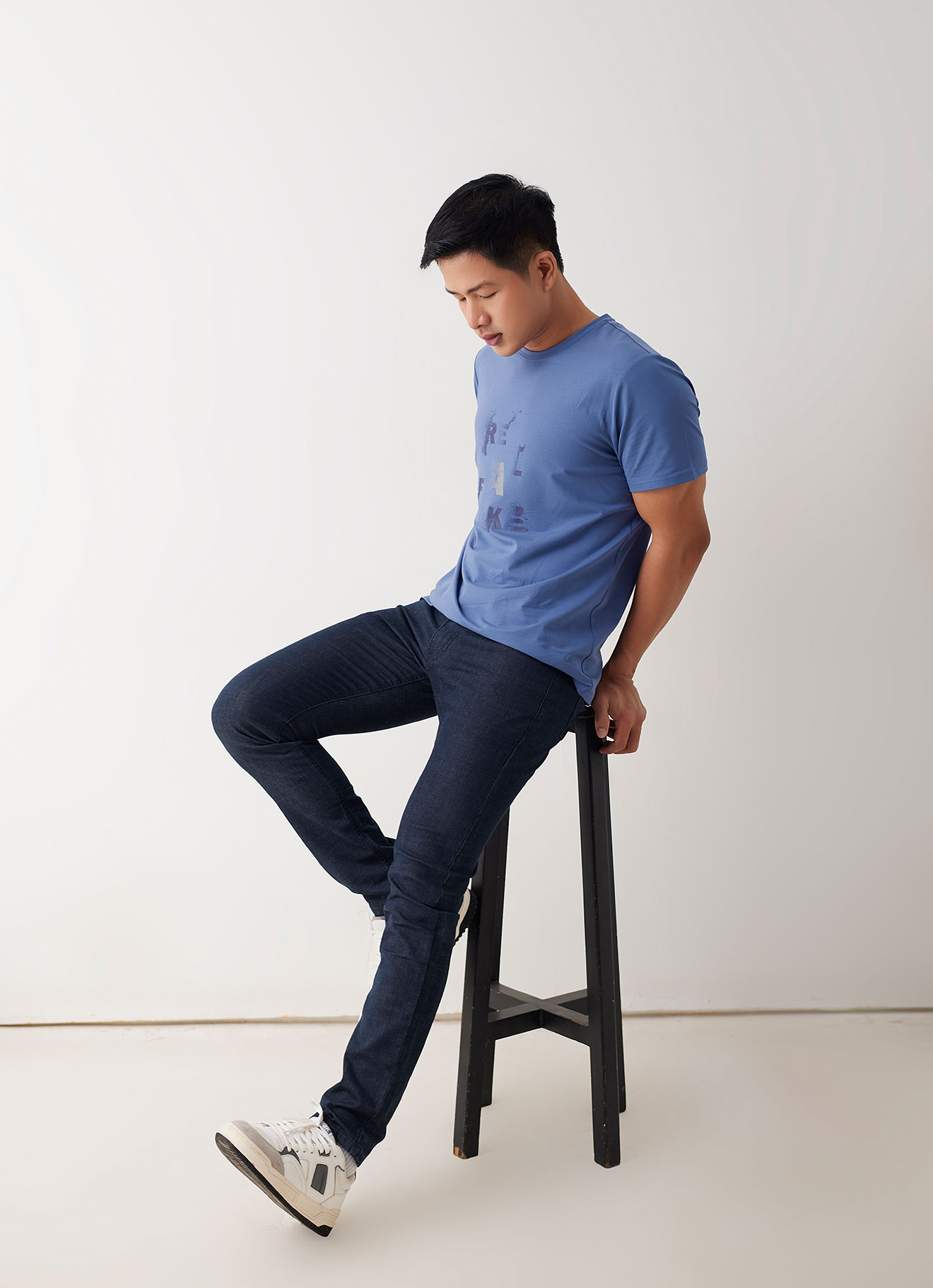 Captain's-Blue by T-Shirt