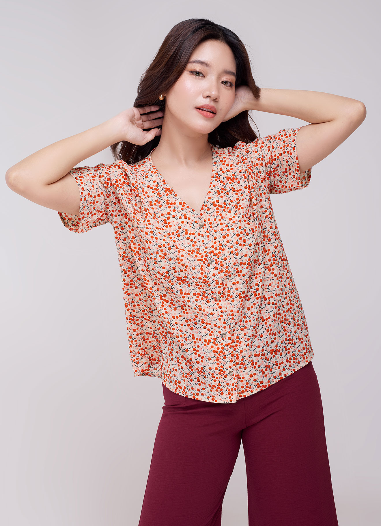 Cherry-Tomato  by V-Neck Blouse