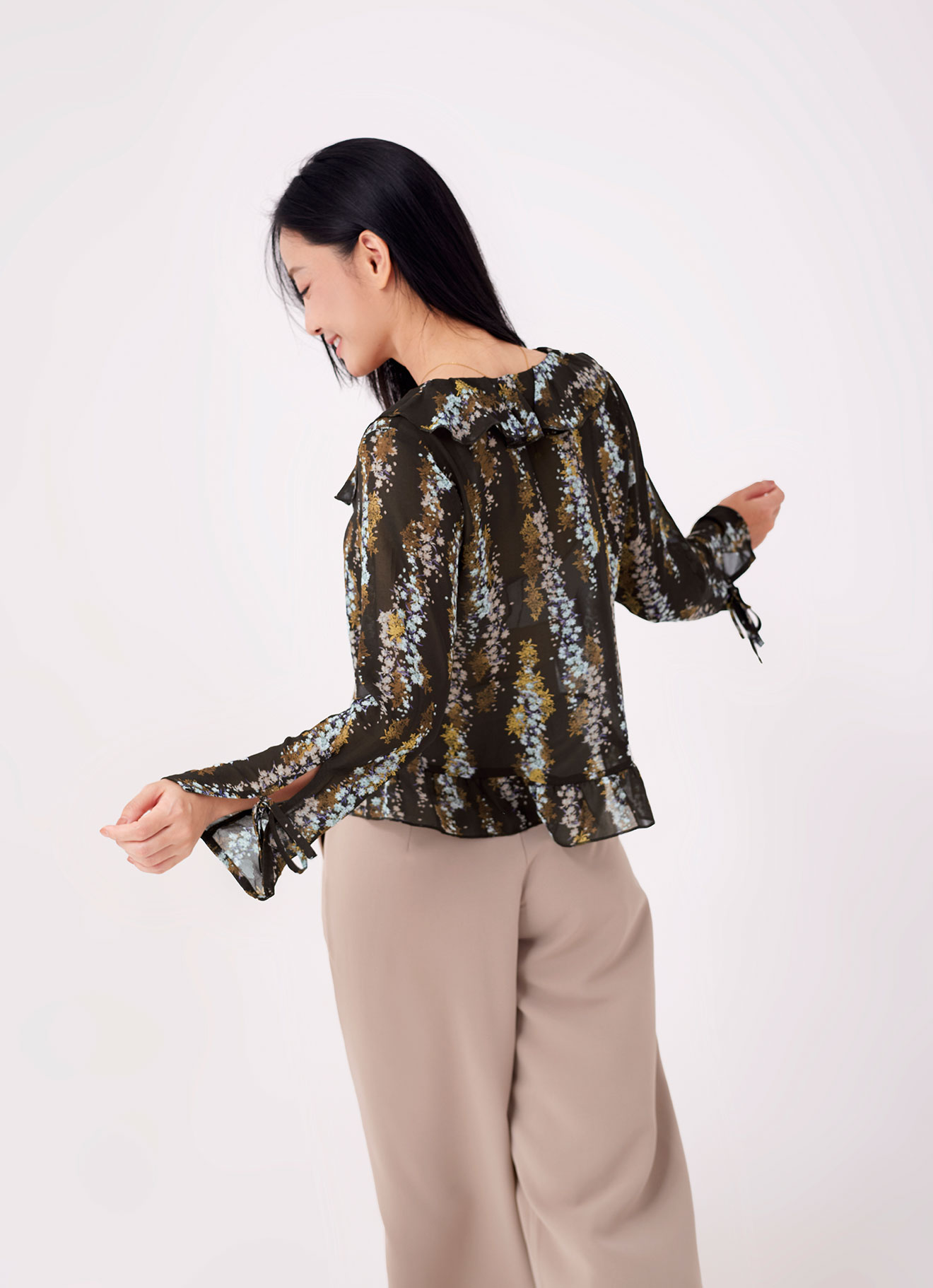 Cub by Pleated Blouse