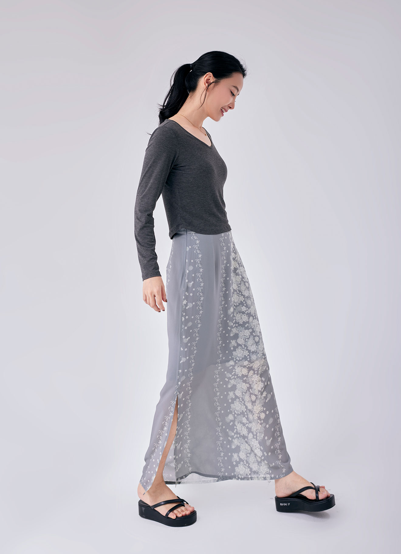 Drizzle by Floral Printed Skirt