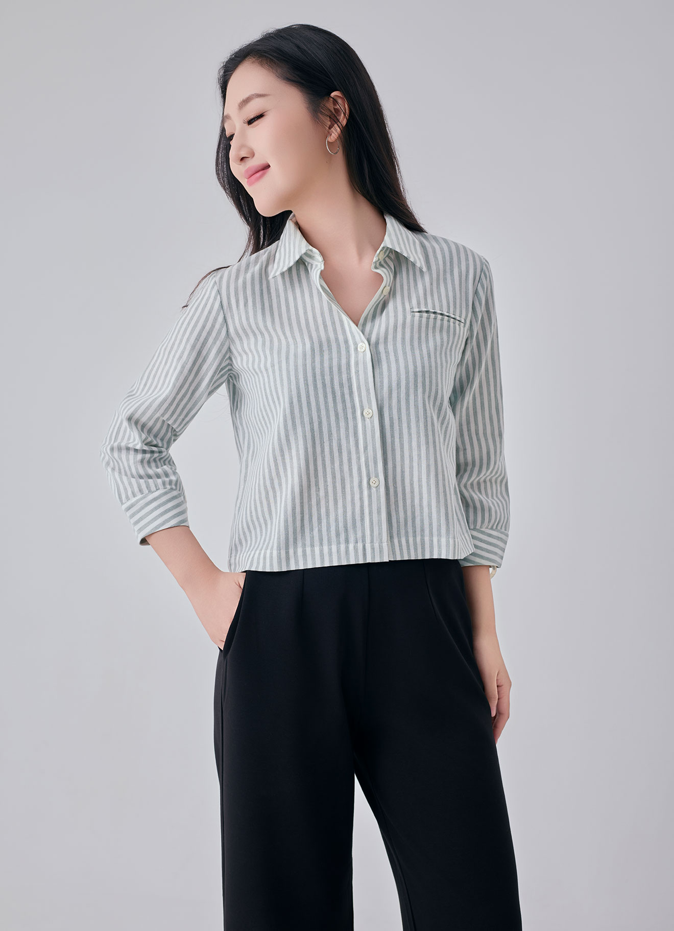 High-rise by STRIPED SHIRT