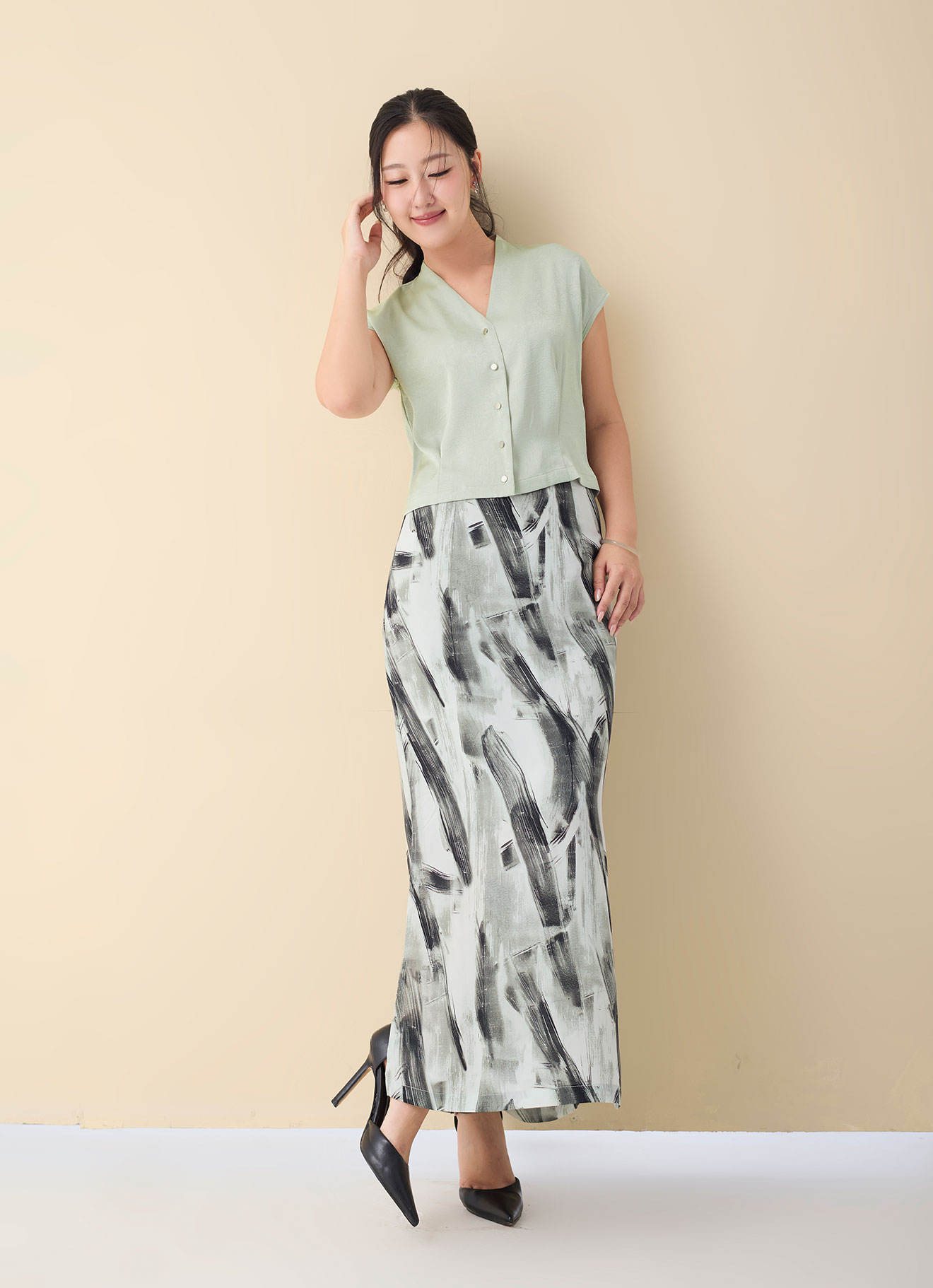 Laurel-Wreath by Casual Maxi Skirt