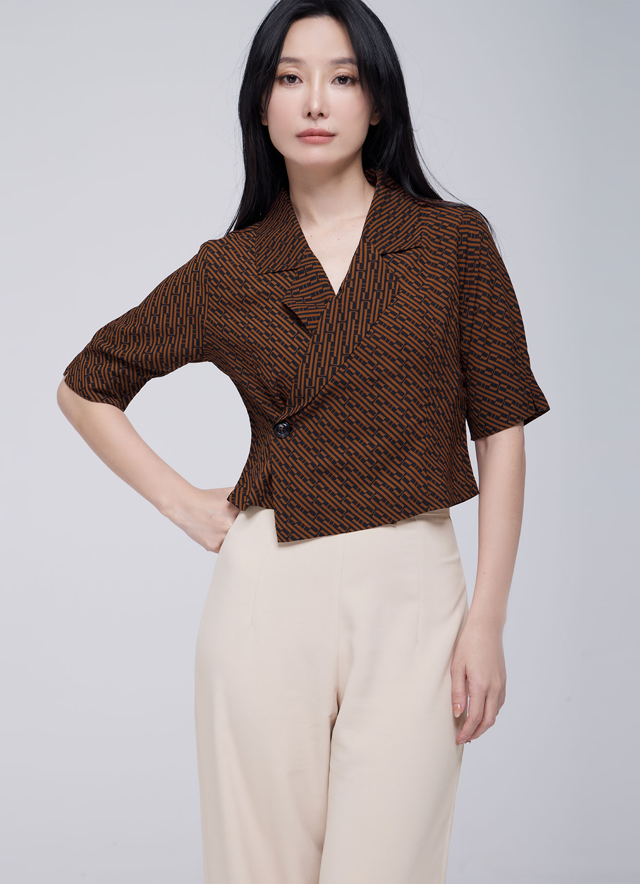 Leather-Brown by Sleeve Blouse