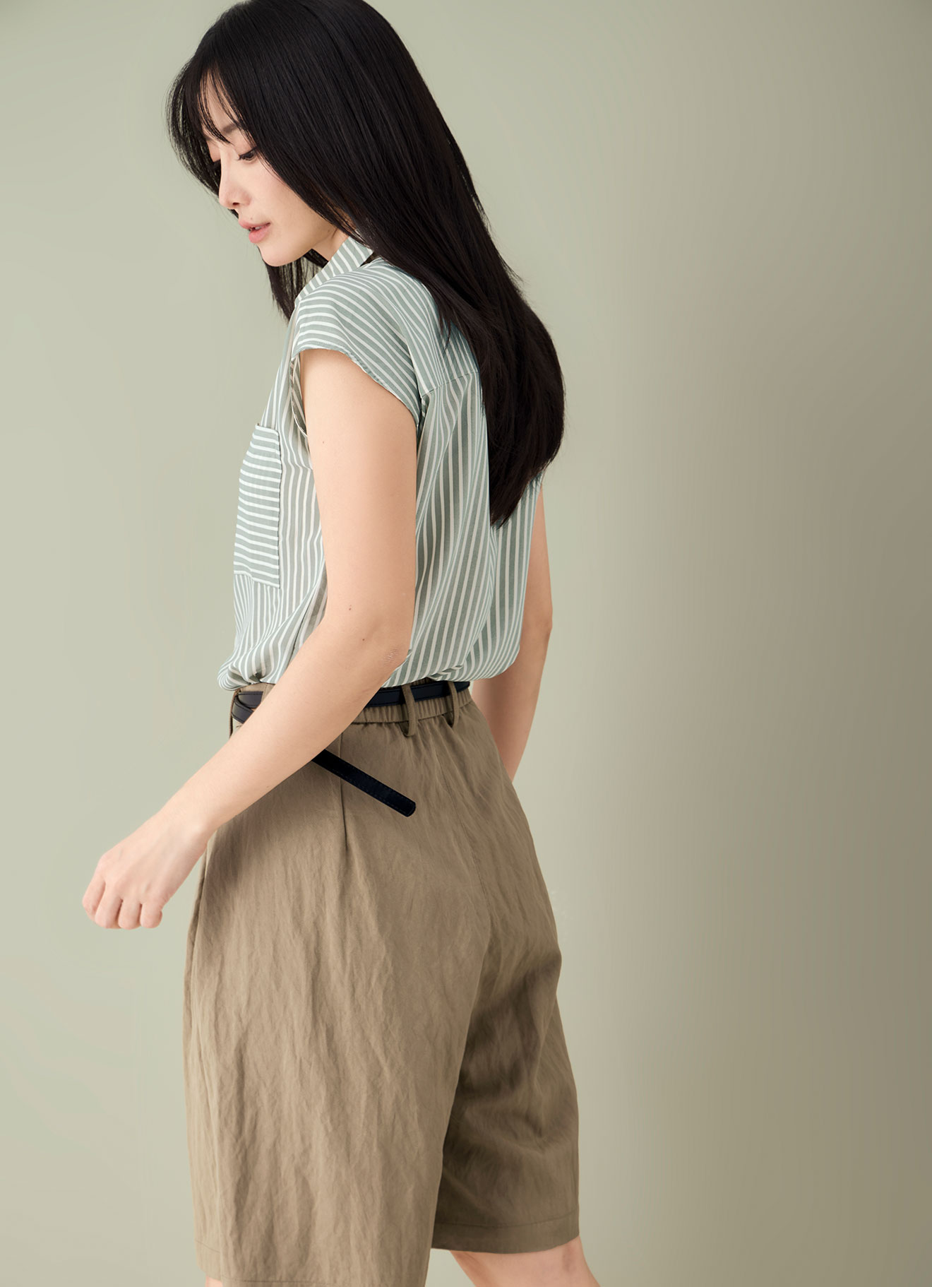 Lily-Pad by Sleeveless Striped Shirt
