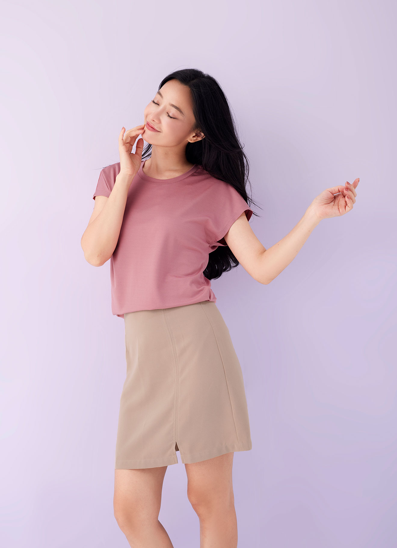 Mauveglow by Round-Neck Top