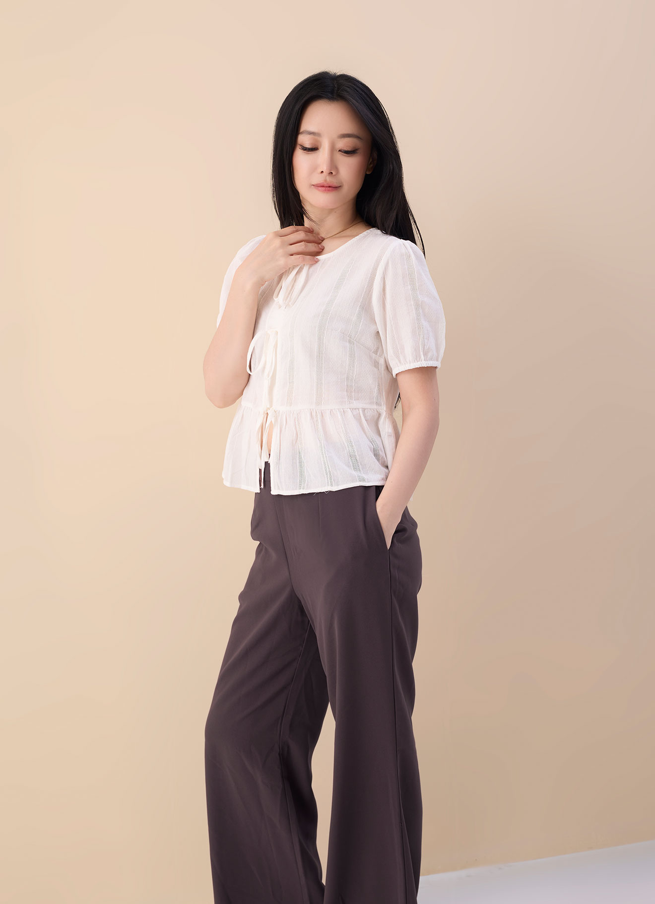 Snow-White by Sleeve Blouse