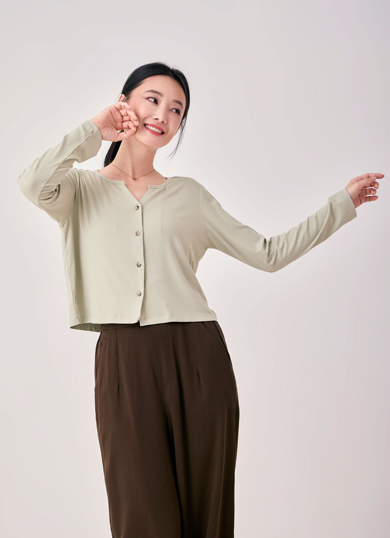 Tender-Greens  by Long Sleevele Top